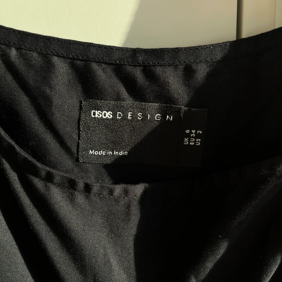 Svart klänning - 92