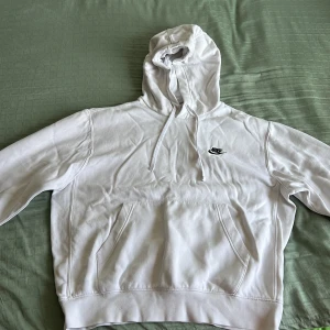 Nike vit hoodie - Medium vit Nike hoodie 