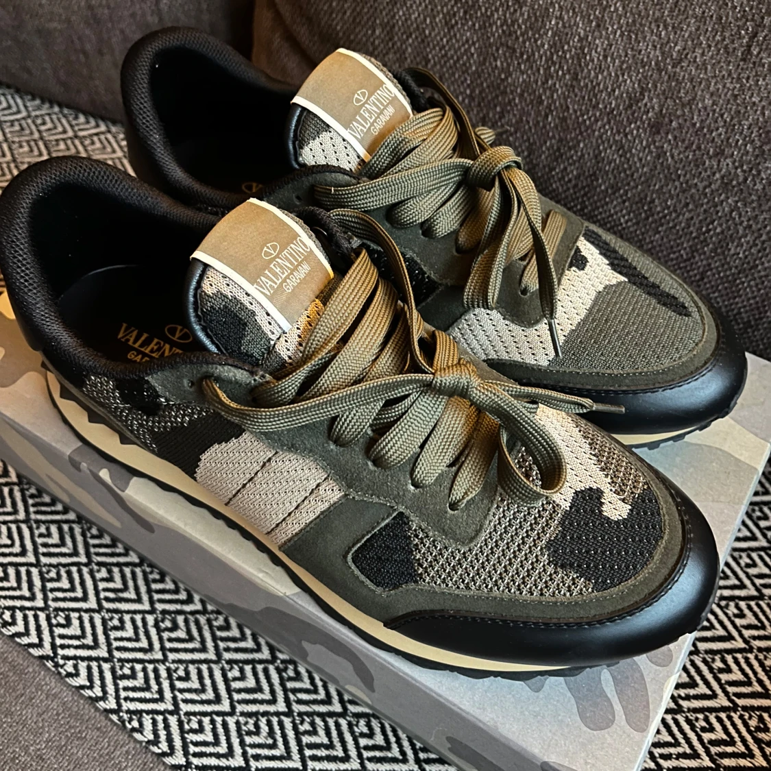 Valentino Rockrunner sneakers i camouflage - 91