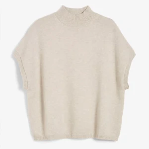 Kappahl stickad poloväst - Jätte fin beige elegant stickad väst i toppenskick