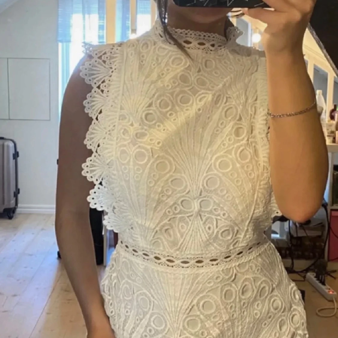 Vit spetsklänning - 91