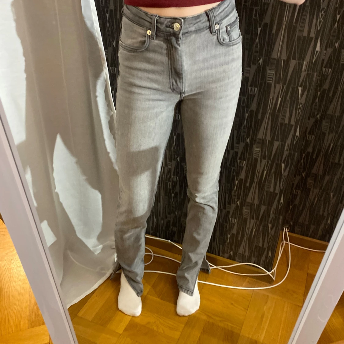 Jeans med slits