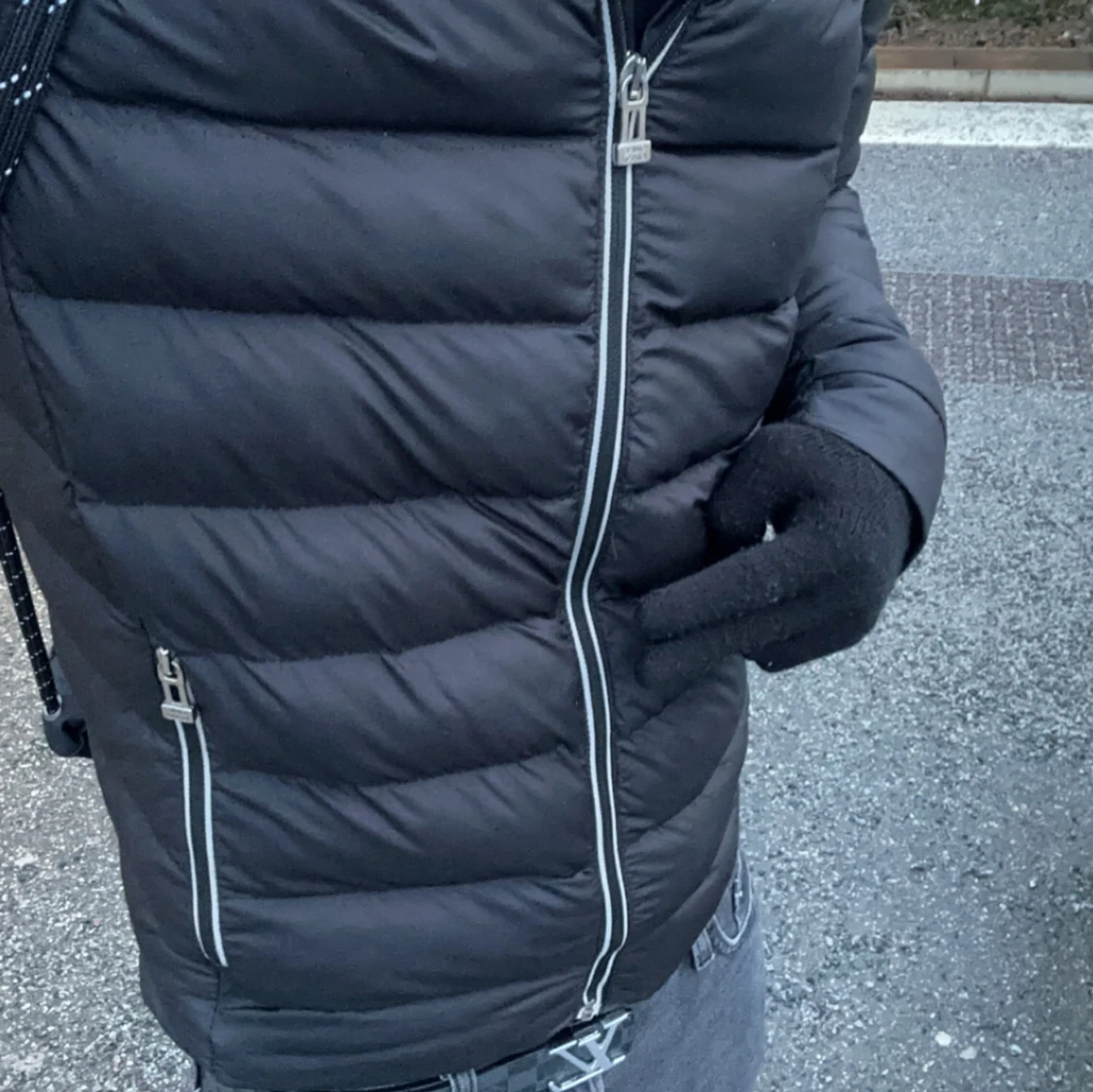 Svart pufferjacka från Stone Island - 1