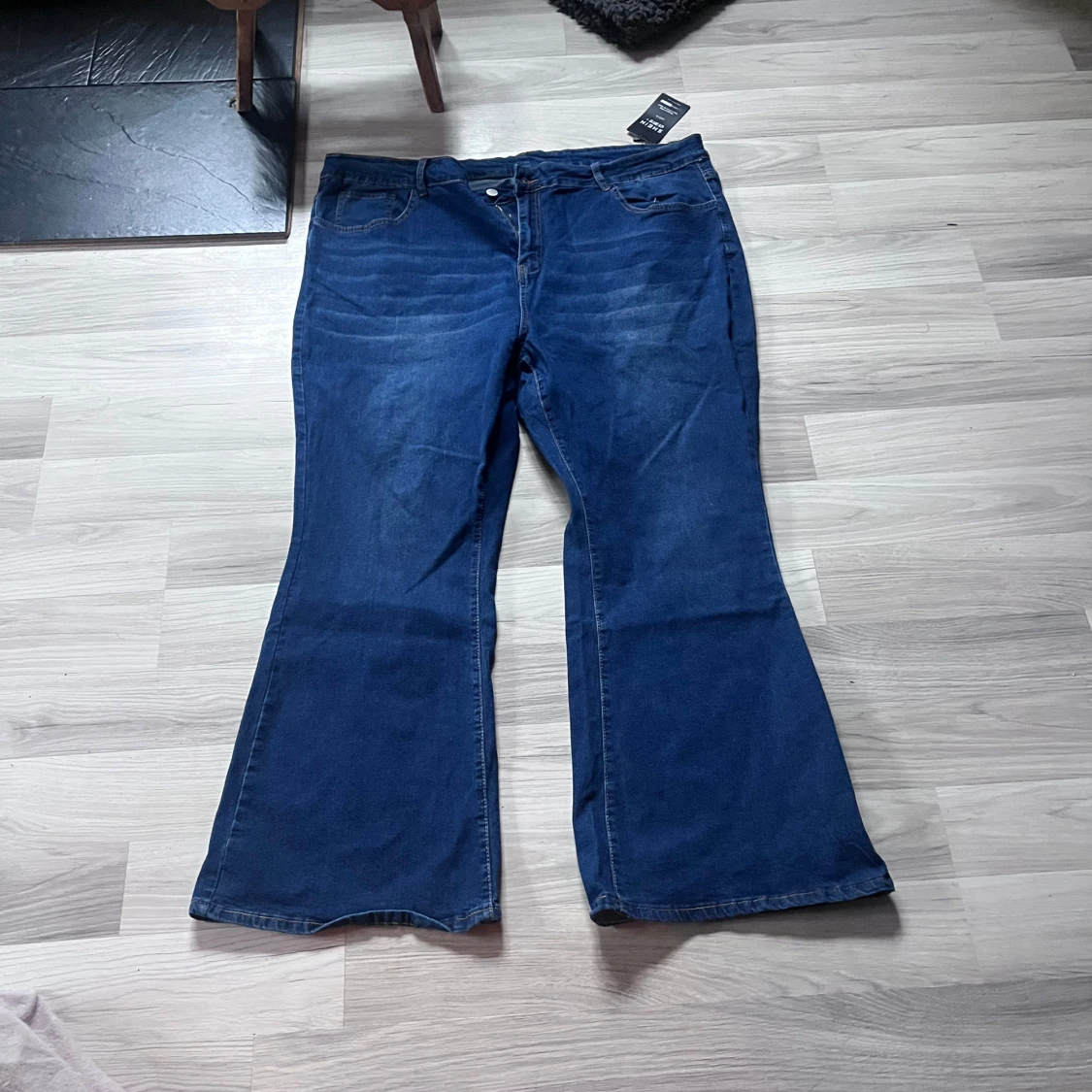 Blå bootcut jeans från Shein  - 1