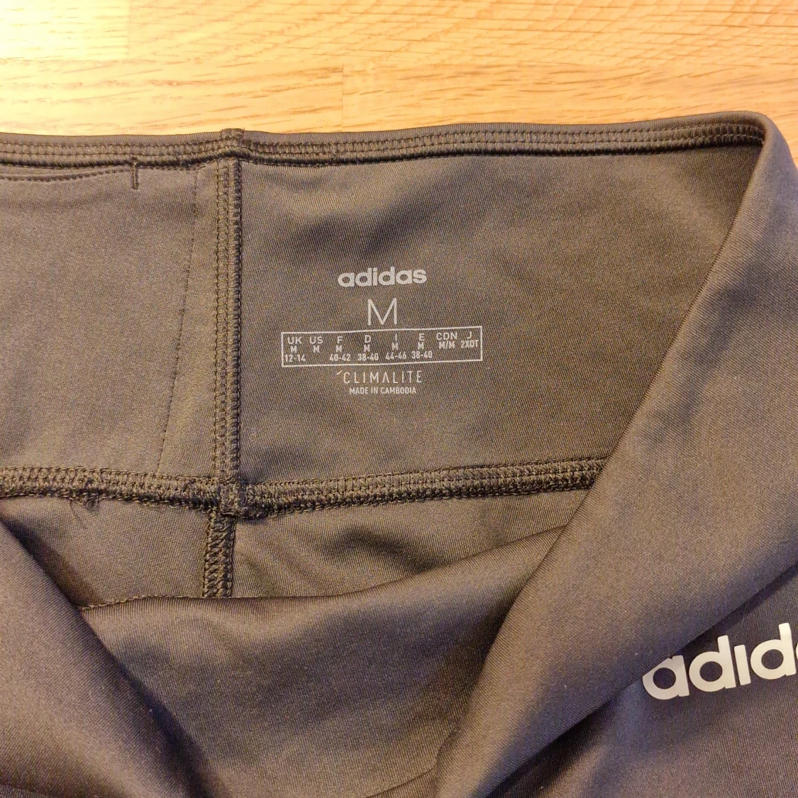 Gröna leggings från Adidas - 2
