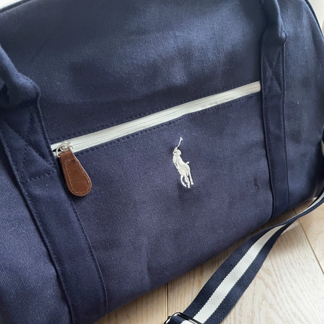 Blå och vit axelväska från Ralph Lauren - 1