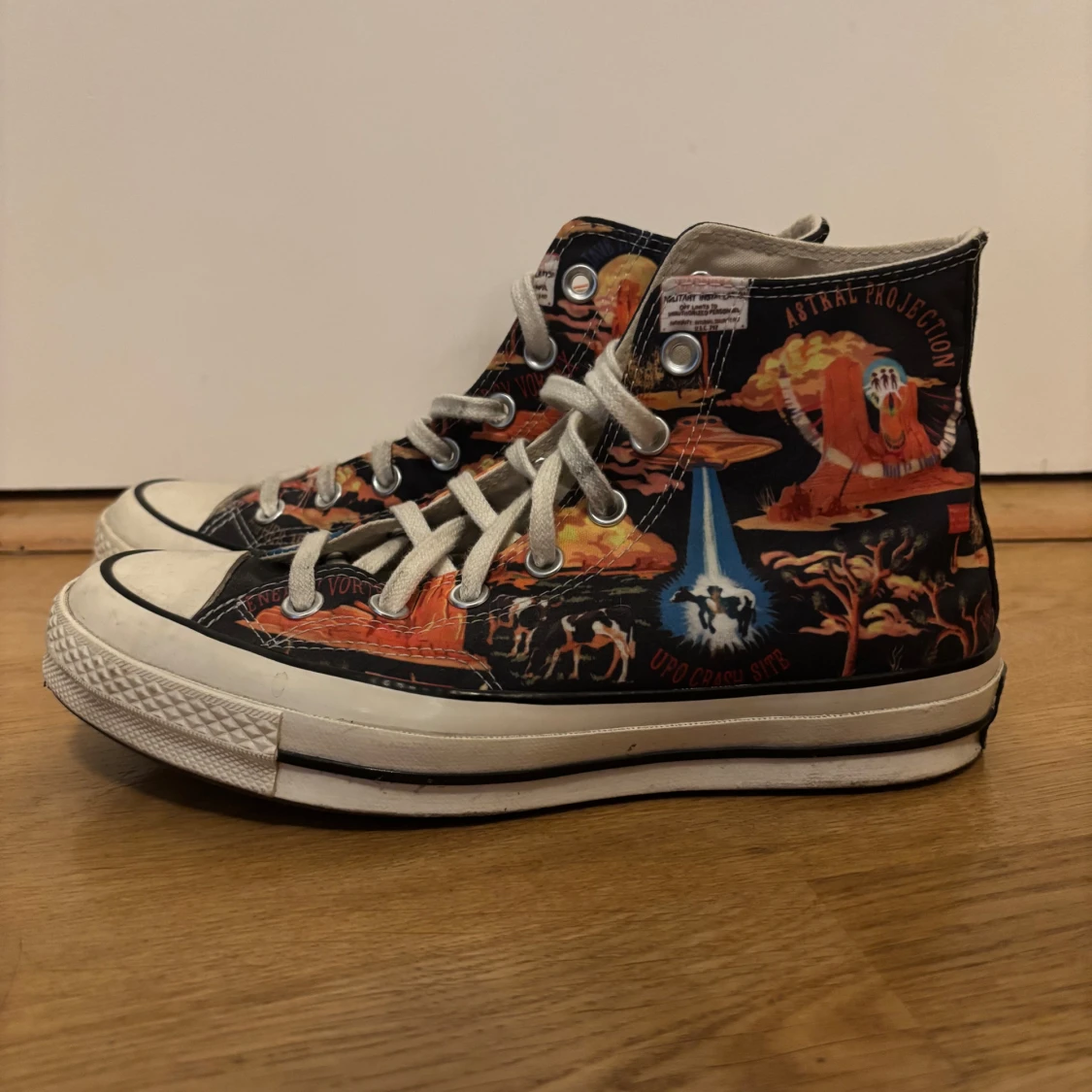 Converse Limited Edition - 1