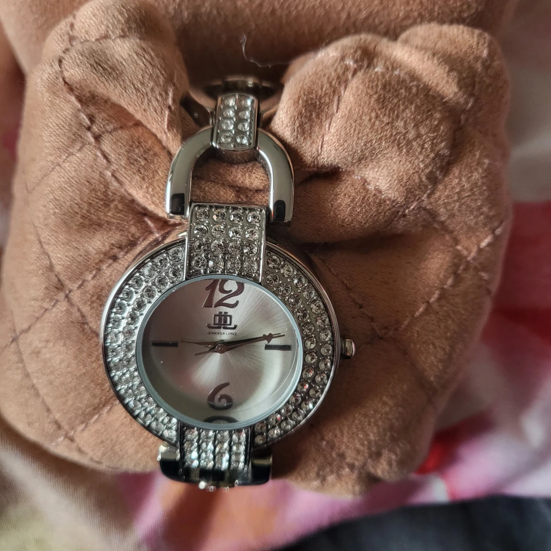 Glittrig klocka från JLO by Jennifer Lopez - 91