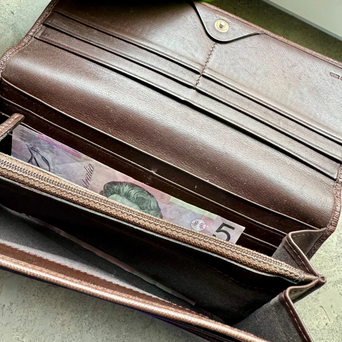 Brun plånbok från Fendi - 91