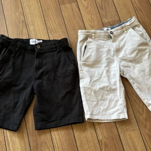 2 shorts - 2 st shorts i använt skick. 