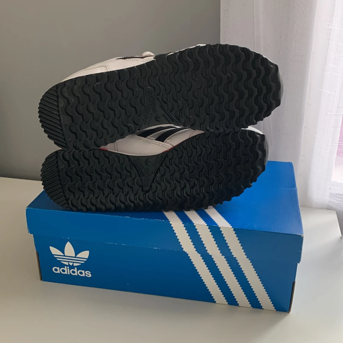 Adidas - 3