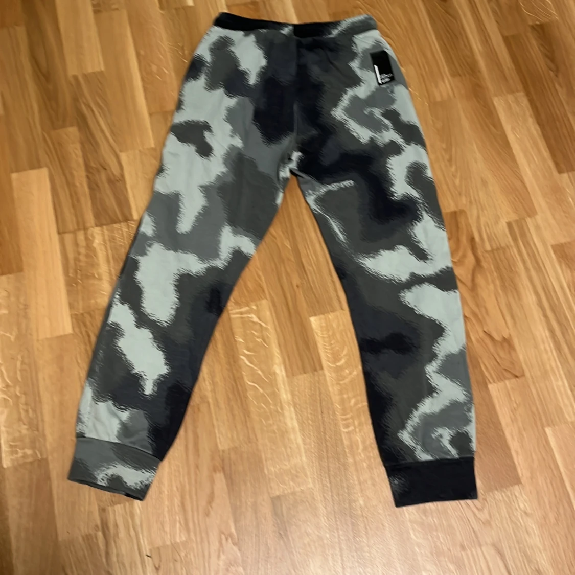 Mjuka byxor WOXO - 90