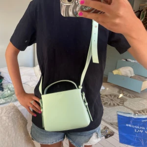 Super fin väska!  - super fin mintgröna väska 