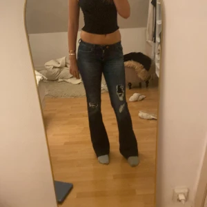 Only tall jeans - Jättesnygga långa jeans med slitningar från Only tall w27/L36 knappt använda🩷