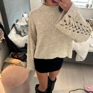 Stickad tröja - Supersnygg, står ingen strlk men jag bör XS/S