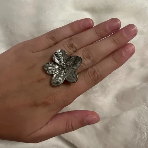 Ring blomma - Silver🤍