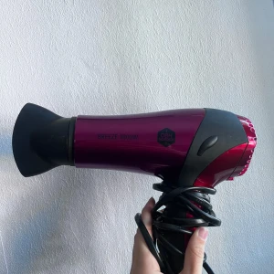 Hårfön björ Axén  - Använd 2 gånfer