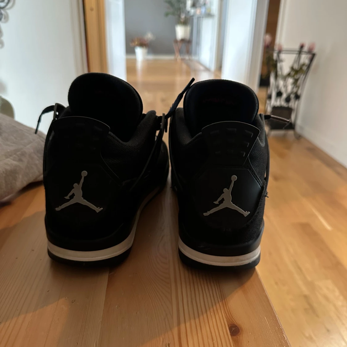 Jordan 4 black canvas - 92