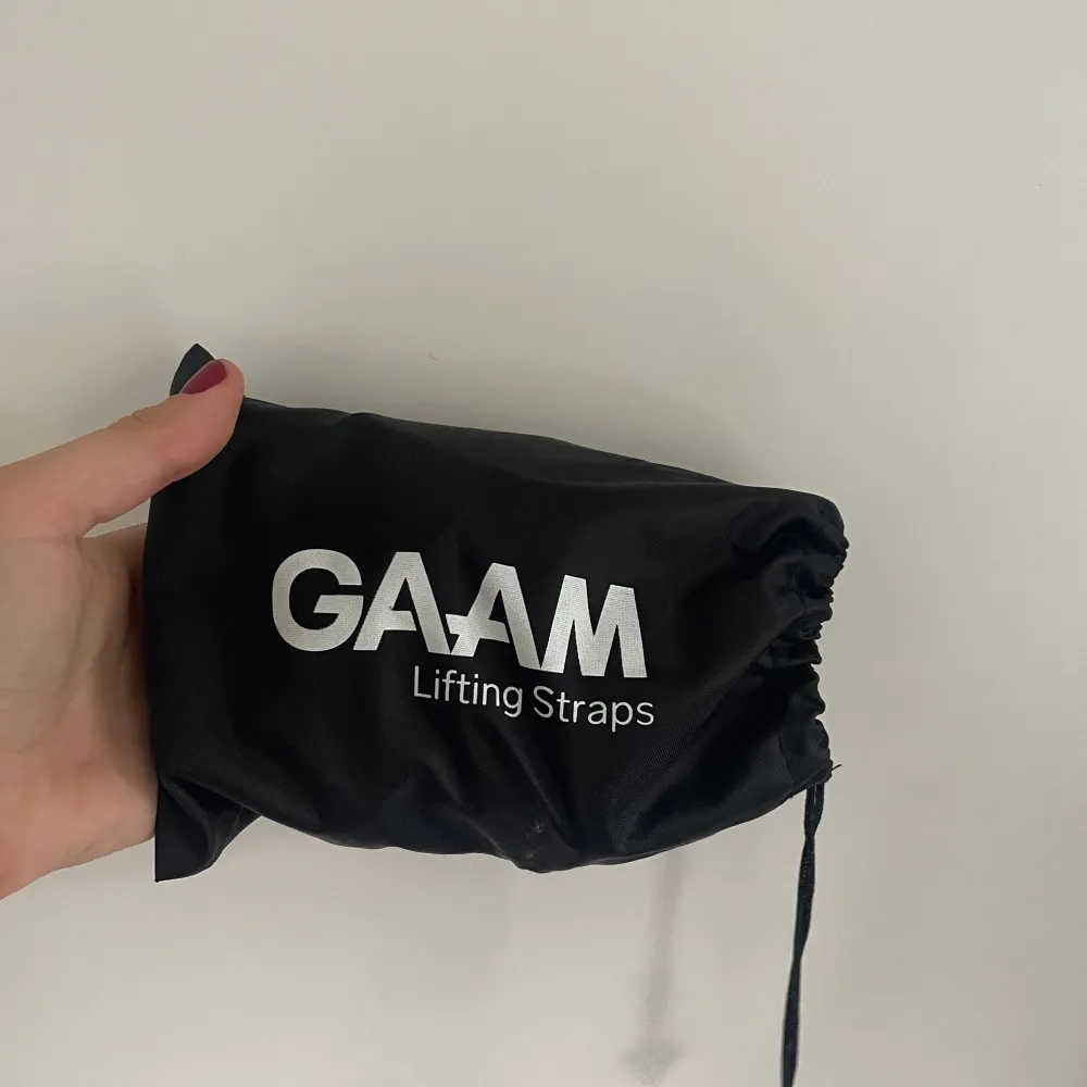 Säljer dessa gym straps från GAAM då jag inte använder dom alls. Övrigt.