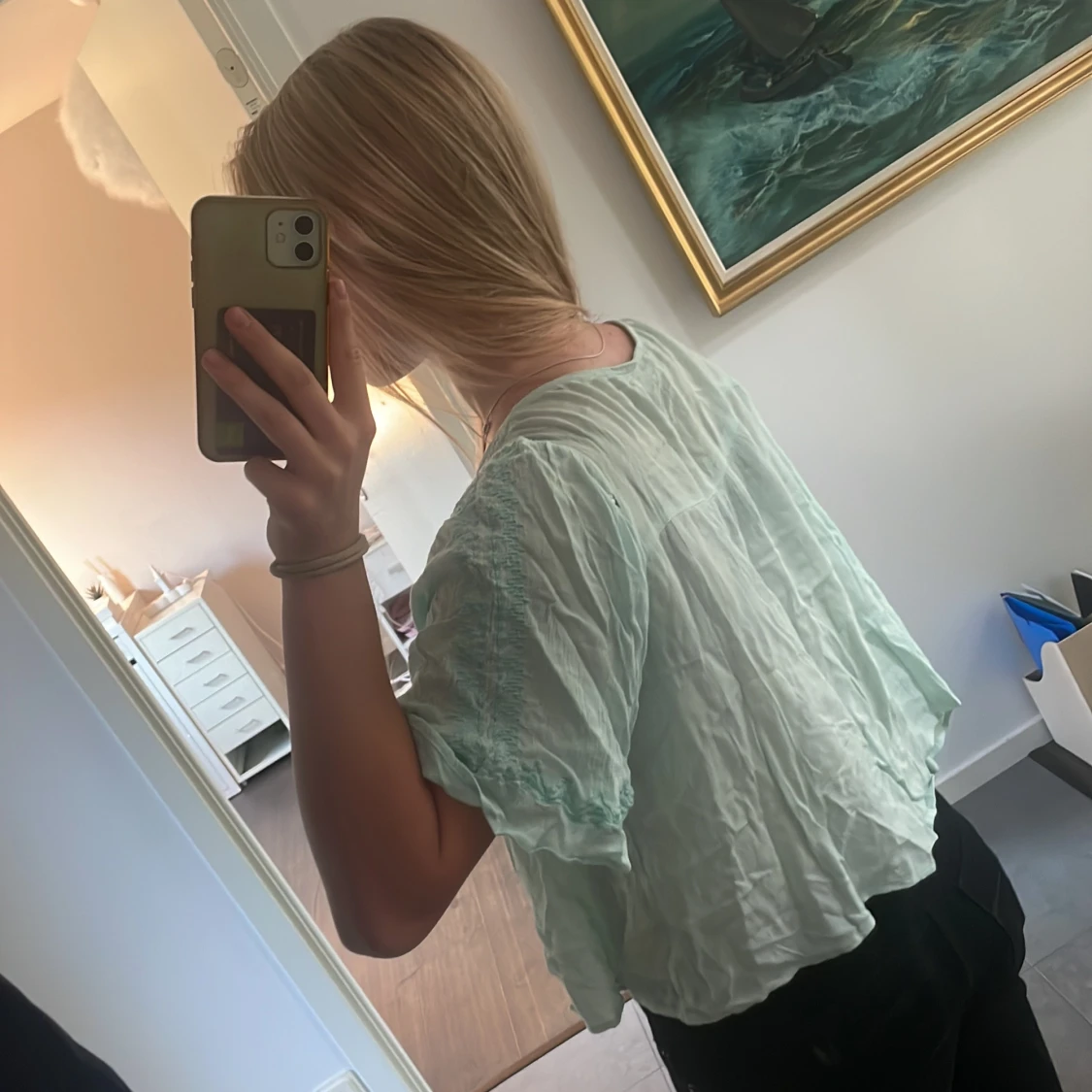 Ljusgrön blus med knytband - 90