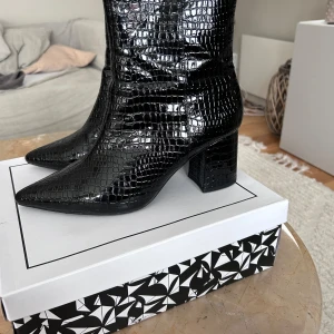 TIAMO skor 41 - Använda en gång