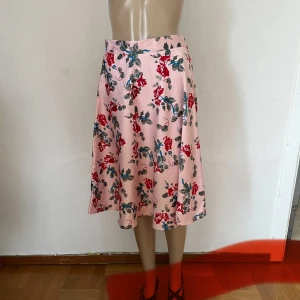 Retro vintage rockabilly 40-tal 50-tal 60-tal Hell Bunny hellbunny kjol - Inget att anmärka på 