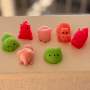 Mochi figurerar  - Säljer 7 st mochi fidget toys figurer ! 