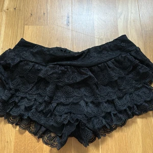 Supersöta spets shorts - Aldrig använda jättefina low waist💕💕