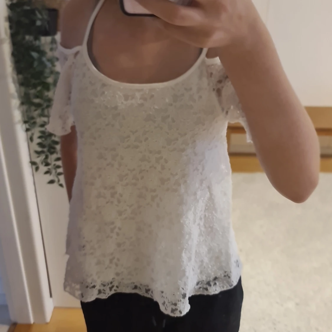 Vit spetsblus från Gina Tricot - 3
