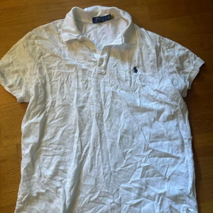 Ralph lauren pike - Piké från Ralph lauren. Nyskick. Skriv vid fler bilder eller intresse🤍