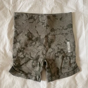 gymshark shorts - shorts från gymshark sparsamt använda 