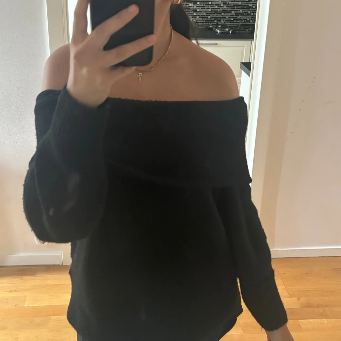 Off shoulder tröja