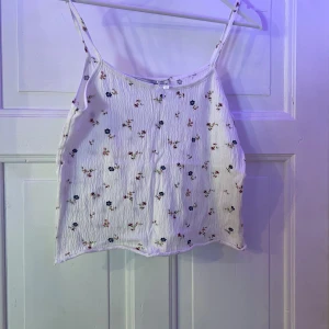 Linne - Ett litet linne från lager 157, aldrig använt då jag tog fel storlek