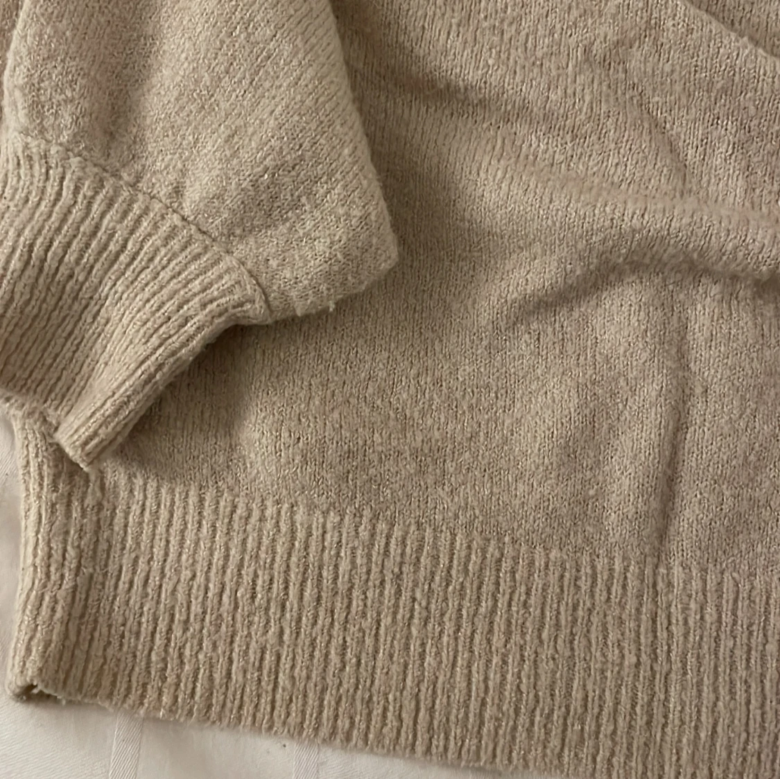 Stickad tröja Beigh S - 91