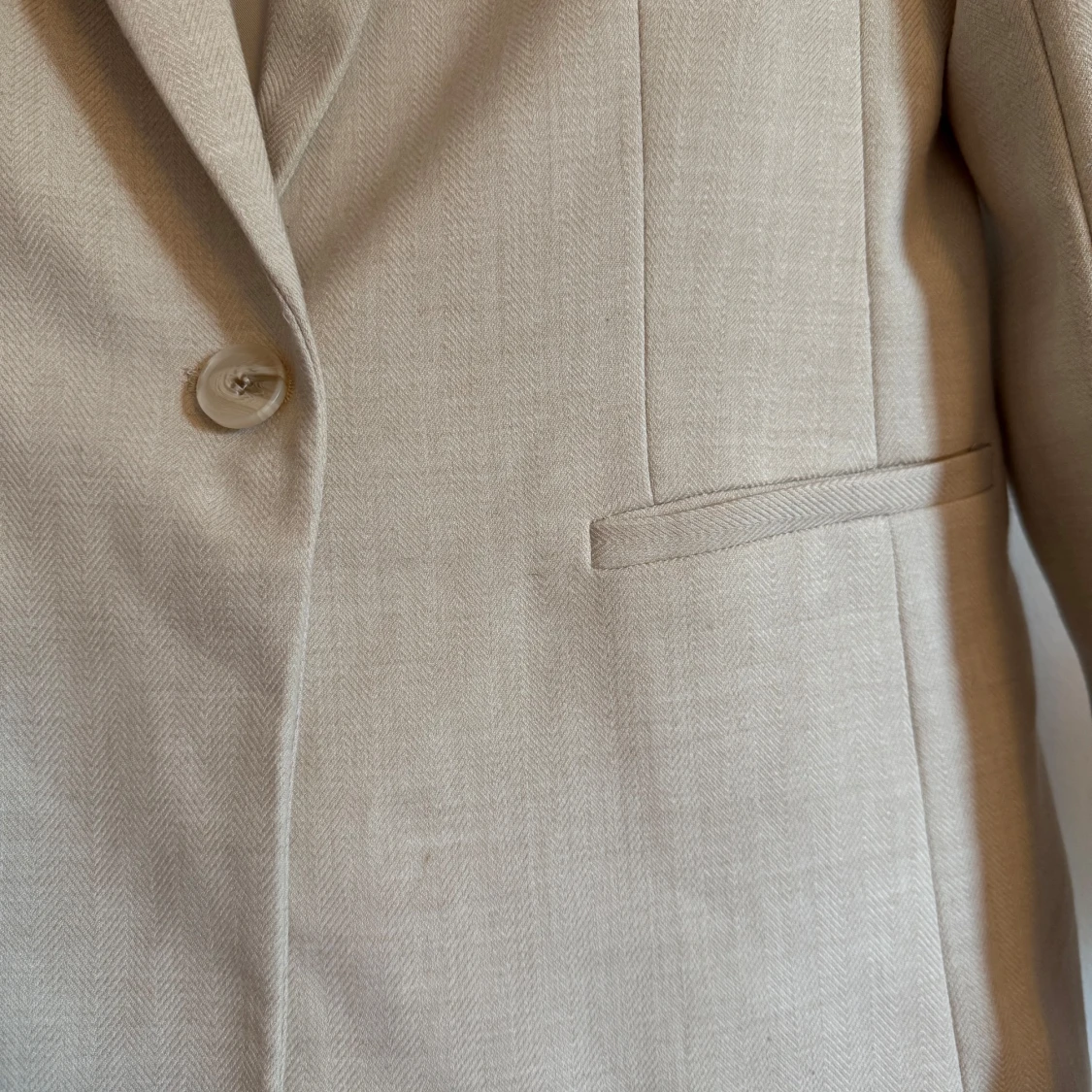 Beige kavaj från H&M - 90