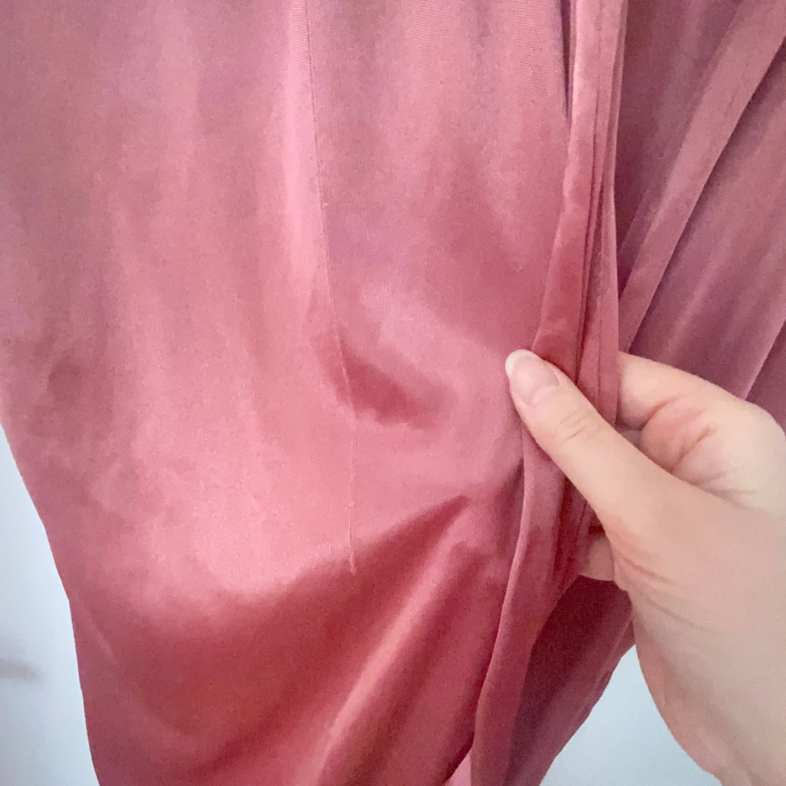 Rosa kimono med spetsdetaljer - 93