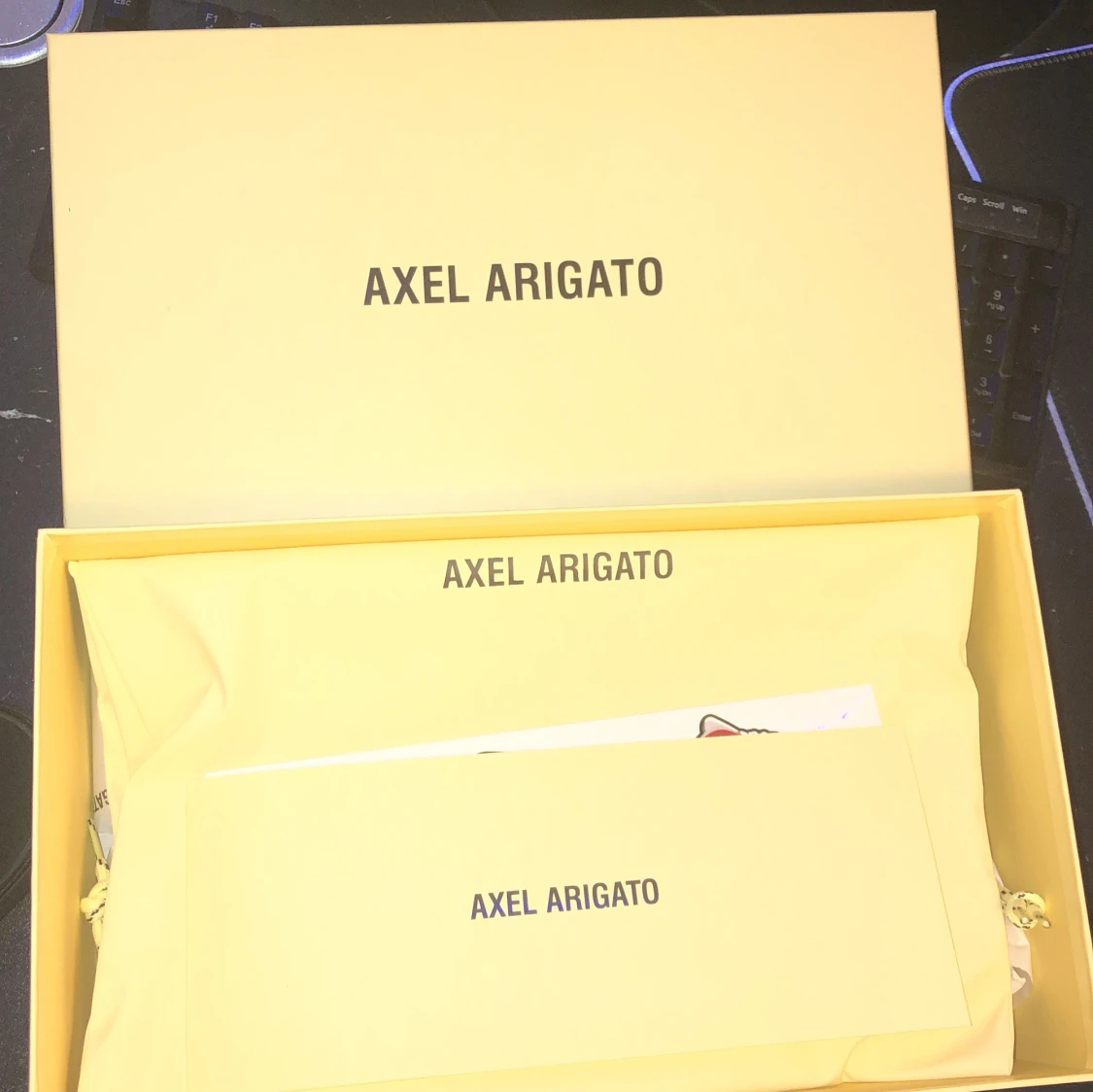 Svarta sneakers från Axel Arigato - 93