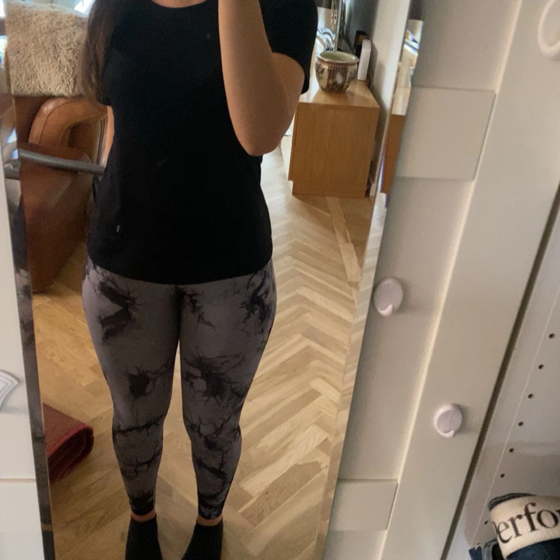 Grå mönstrade leggings - 90