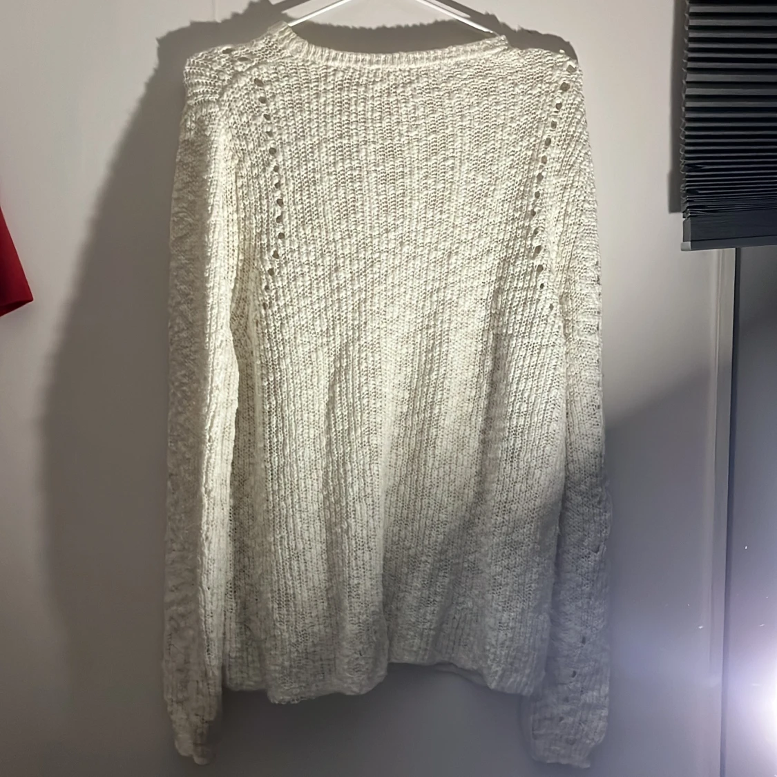 Beige stickad tröja - 90