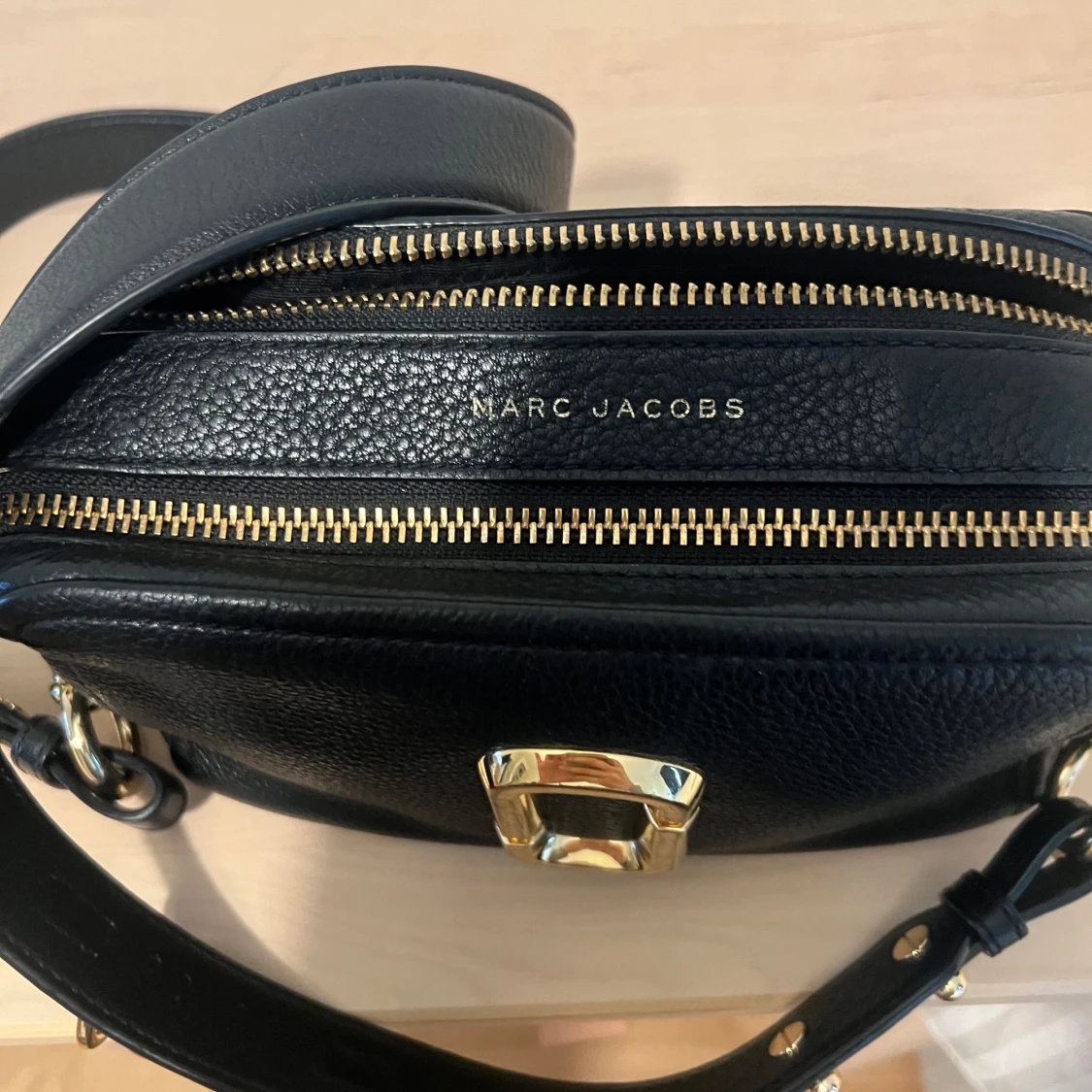 Svart axelväska från Marc Jacobs - 90