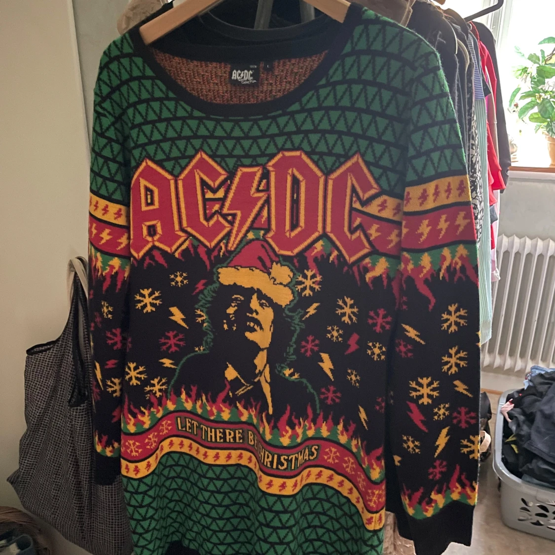 Stickad klänning ACDC