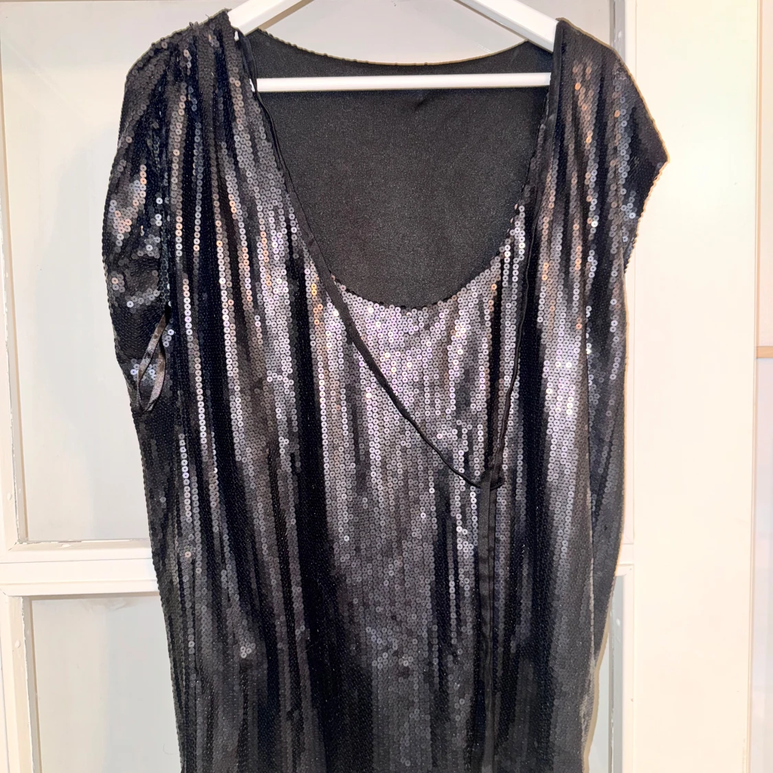 Paljettopp från Forever Unique - 90