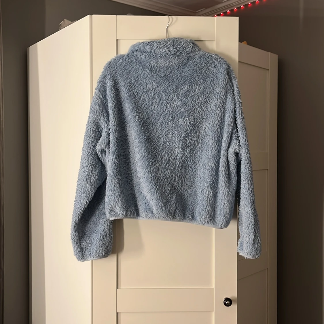 Mysig blå fluff från H&M - 90
