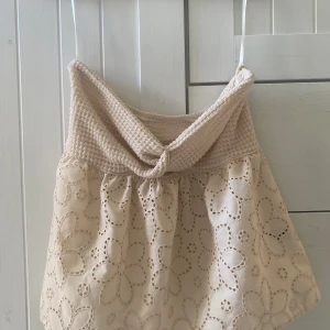 Populär topp - Populär topp och så så söt! Storlek S/36