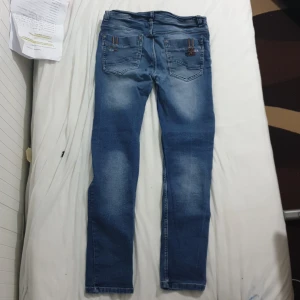 Blå jeans - Bra på hösten ey andvänd