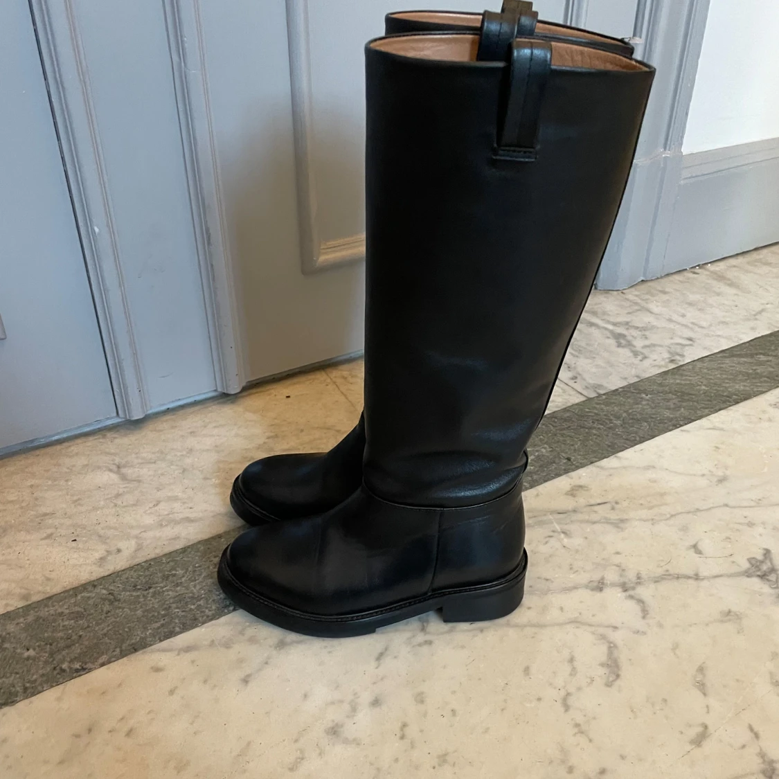 Svarta modestövlar - 91