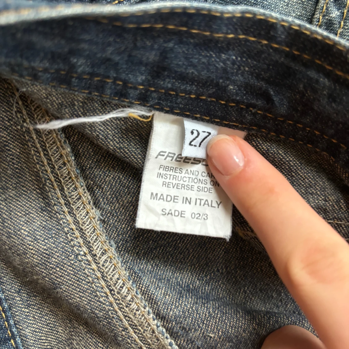 Lågmidjade bootcut jeans med snörning - 4