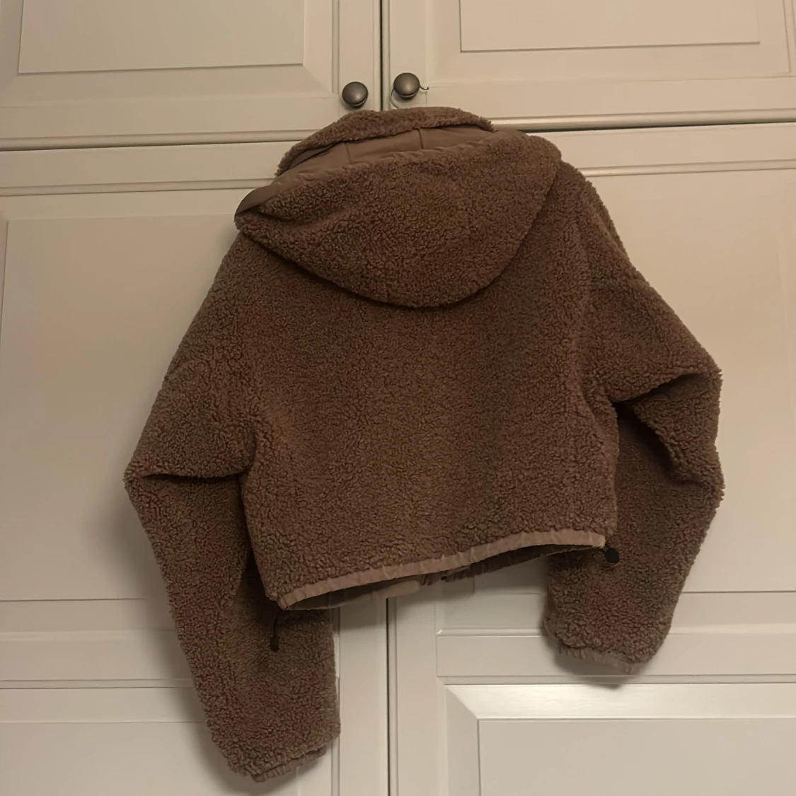 Beige teddyjacka från Zara - 90