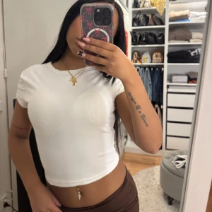 vit topp - vit basic topp kortärmad