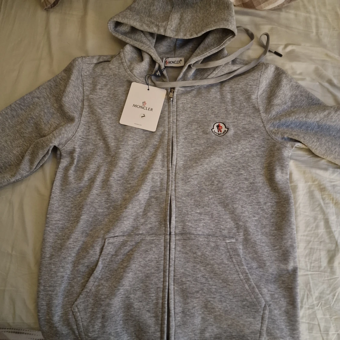 Moncler kofta oanvänd